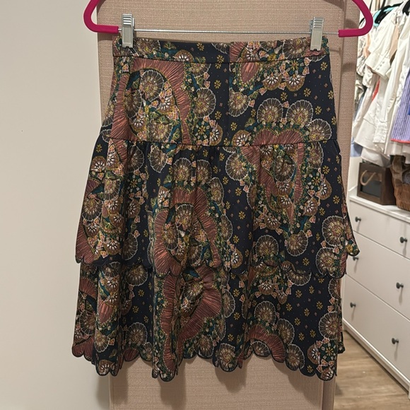 Point Sur for J. Crew Tiered Scalloped Hem Skirt in Paisley Satin Crepe - Picture 5 of 5
